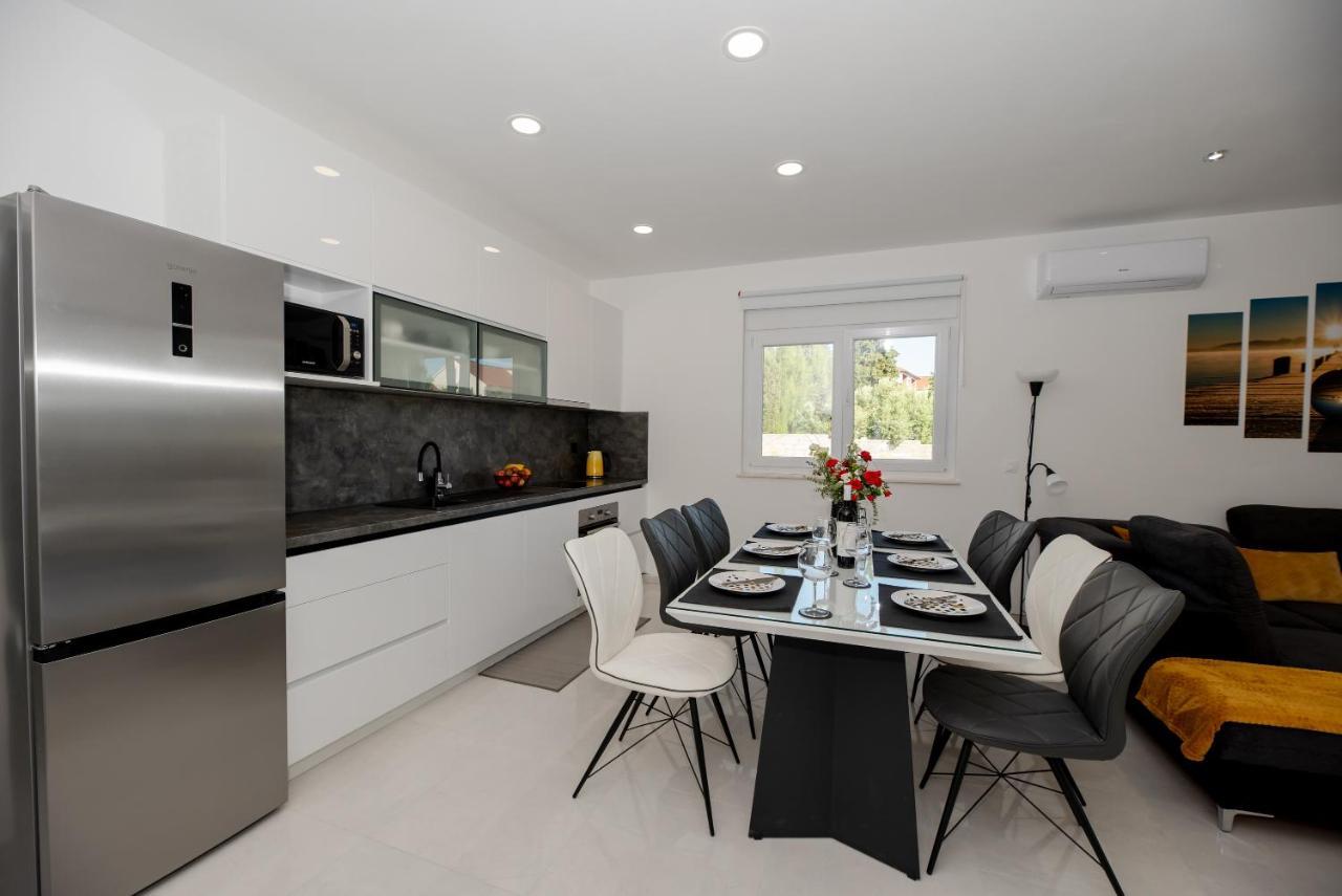 Villa Sportiva Zadar With Private Heated Pool Екстер'єр фото