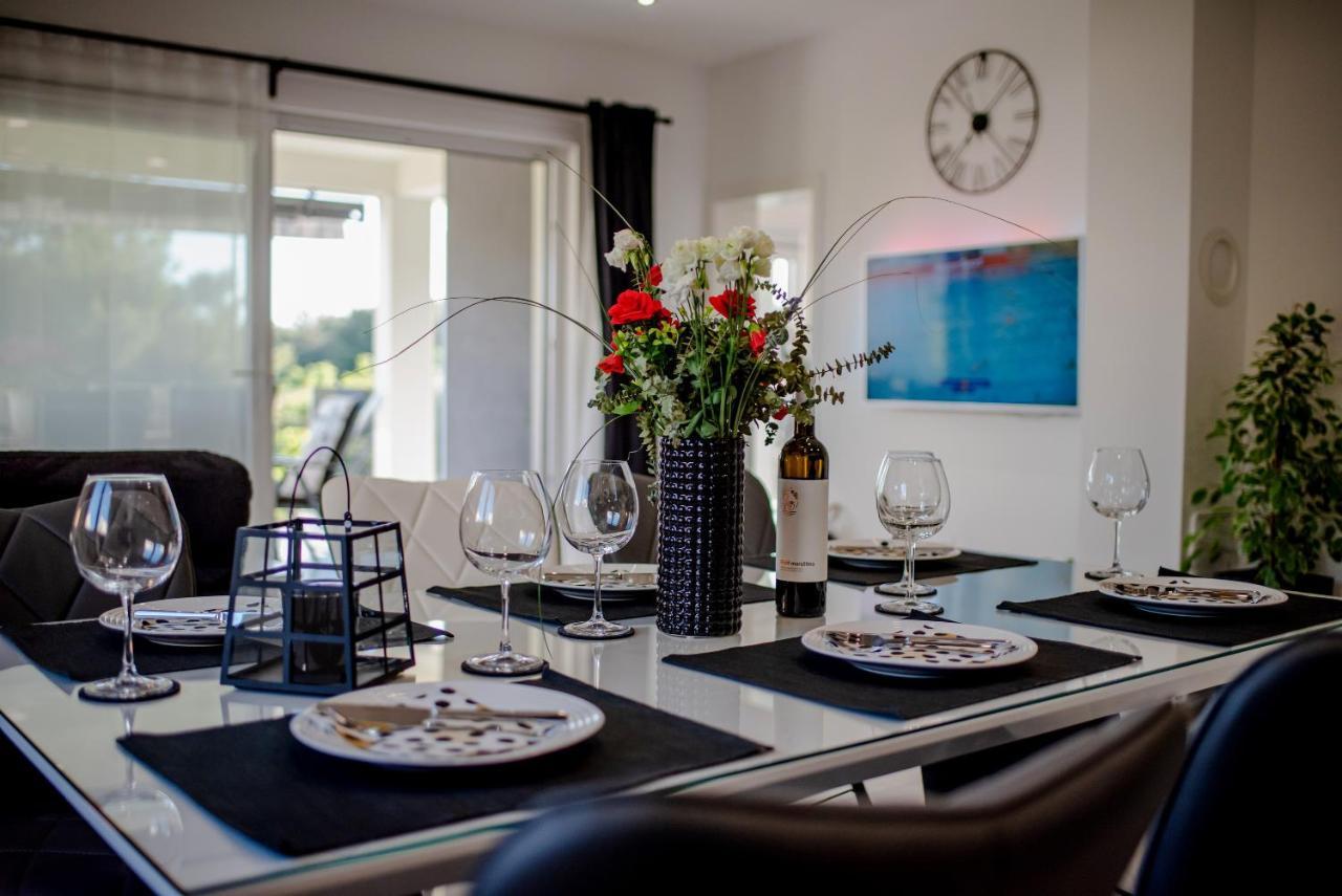Villa Sportiva Zadar With Private Heated Pool Екстер'єр фото