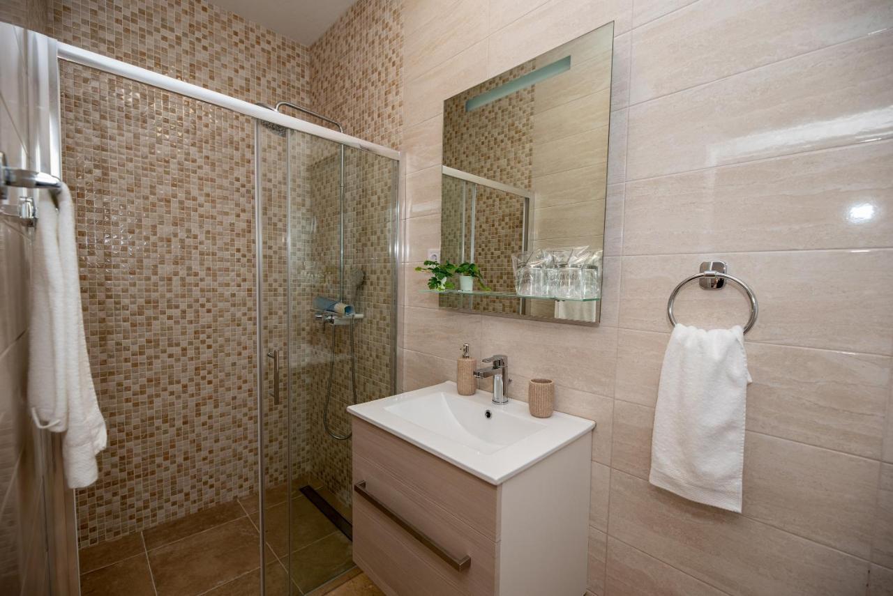 Villa Sportiva Zadar With Private Heated Pool Екстер'єр фото
