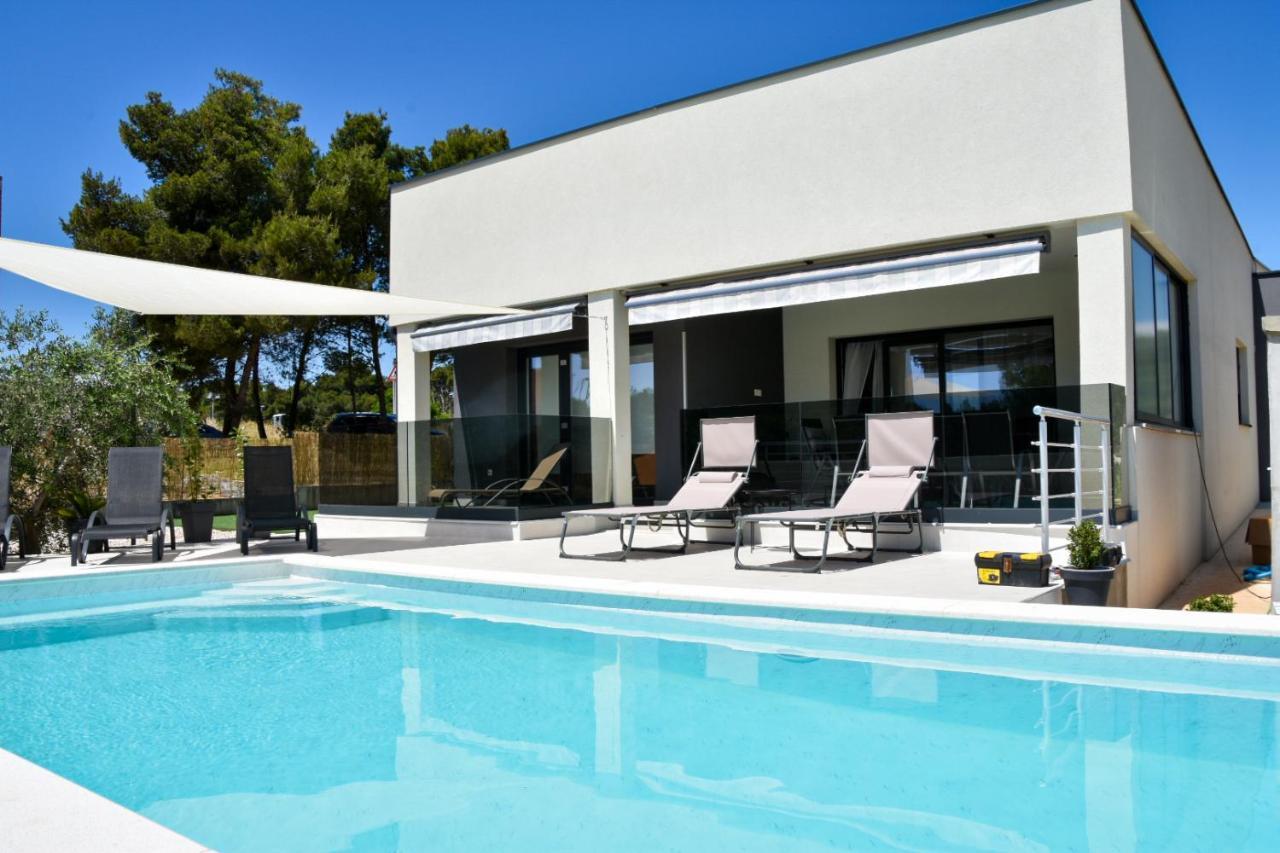 Villa Sportiva Zadar With Private Heated Pool Екстер'єр фото